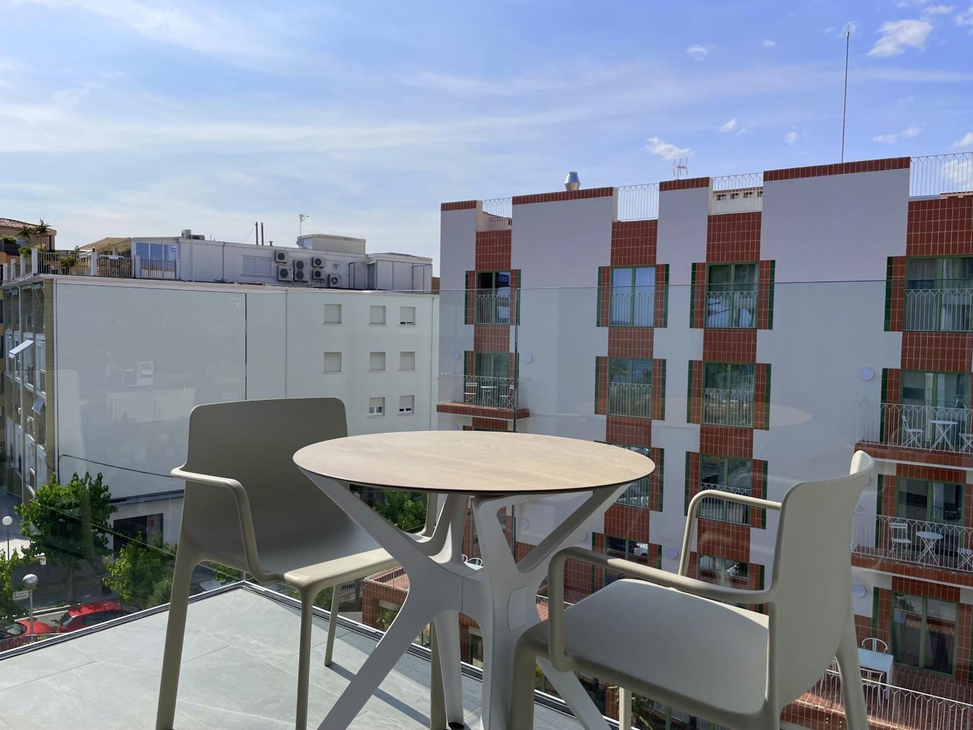 Rentalmar Suites Salou Families Only Bilik gambar